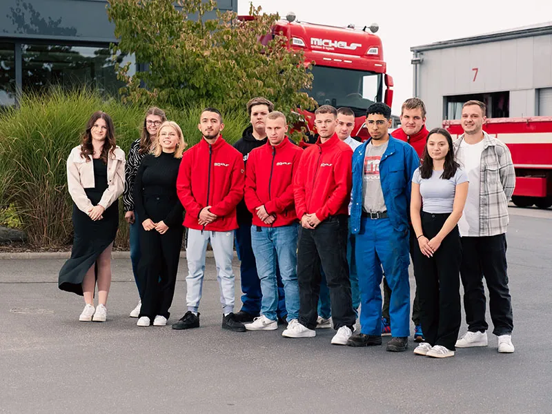 Gruppenbild Auszubildende 2024 Spedition Karl Michels