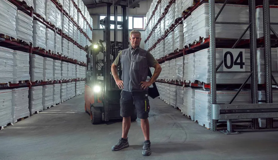 Lagerlogistik - Karl Michels GmbH & Co. KG - Slider 1