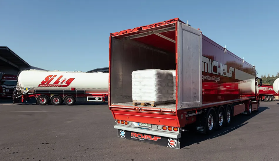 Walking-Floor Beladung LKW Europalette