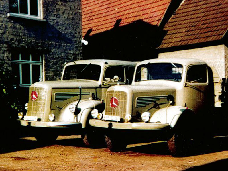 1950 LKW mit Anhänger