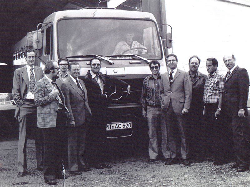 Historie Karl Michels Fernverkehrstransporte Mercedes Lkw