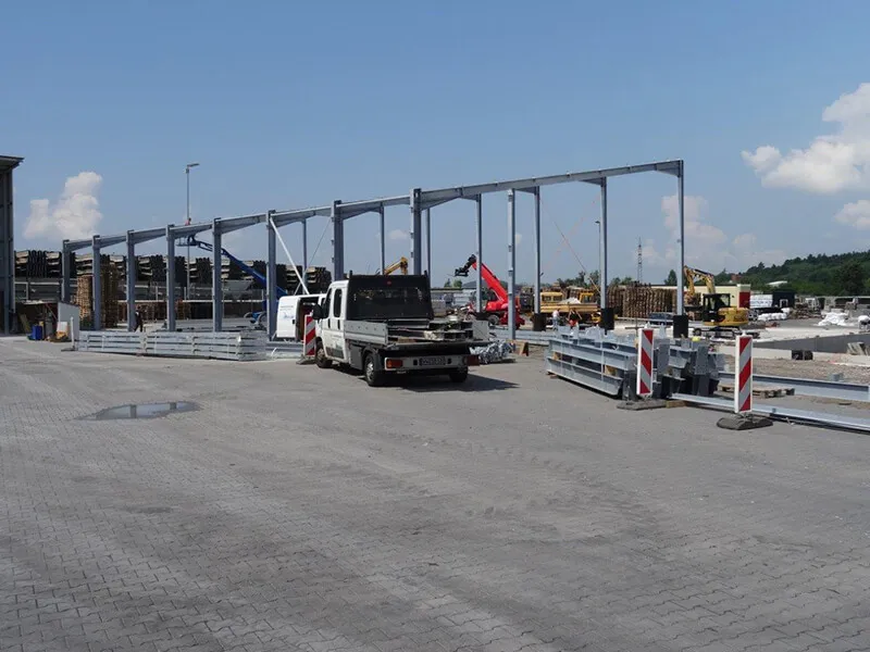 2016 Neubau Lagerhalle Gerüst