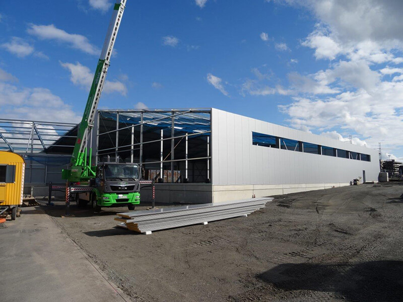 2016 Neubau Lagerhalle Kran