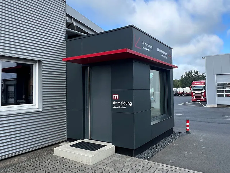 2022 Anbau Spedition Bürobox Eingang