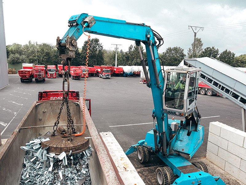 Kran Schrott LKW Metall Magnet